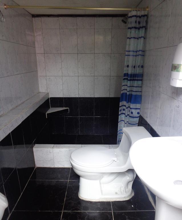 Hostal Yumbo Imperial Quito Rom bilde