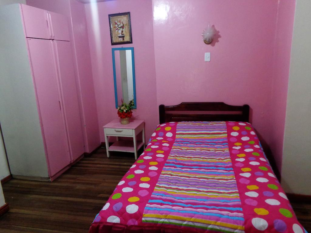 Hostal Yumbo Imperial Quito Rom bilde