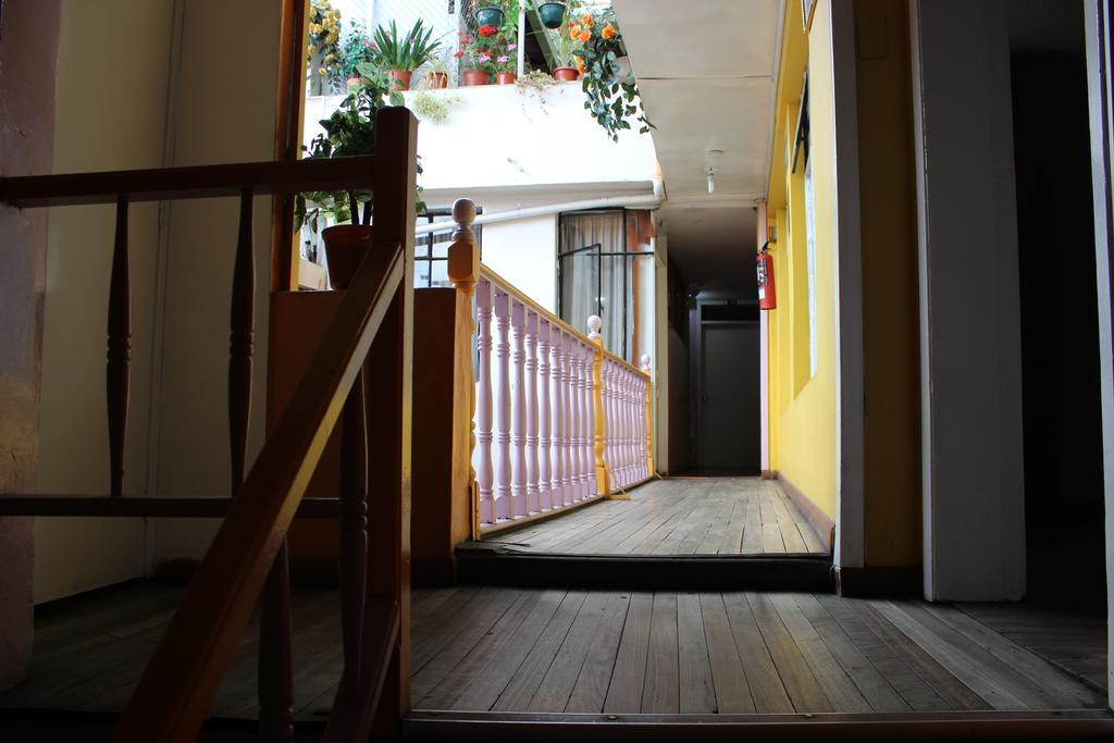 Hostal Yumbo Imperial Quito Eksteriør bilde