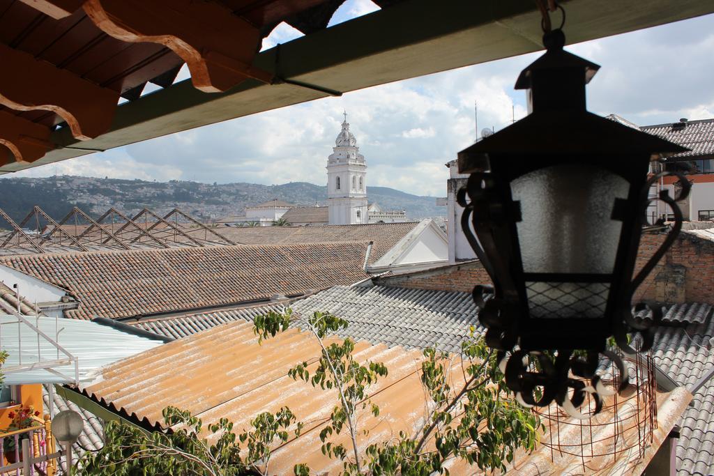 Hostal Yumbo Imperial Quito Eksteriør bilde
